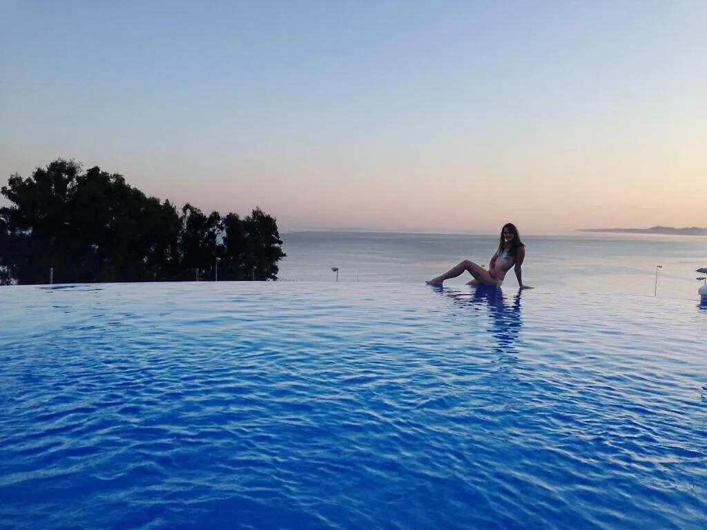 Sunny House At The Beach Infinity Pool Shared Benalmadena